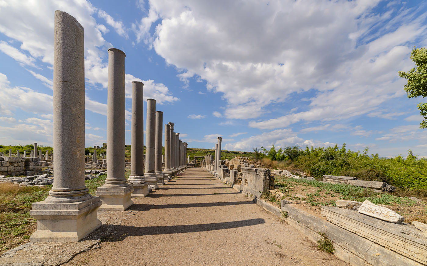 Perge, Aksu